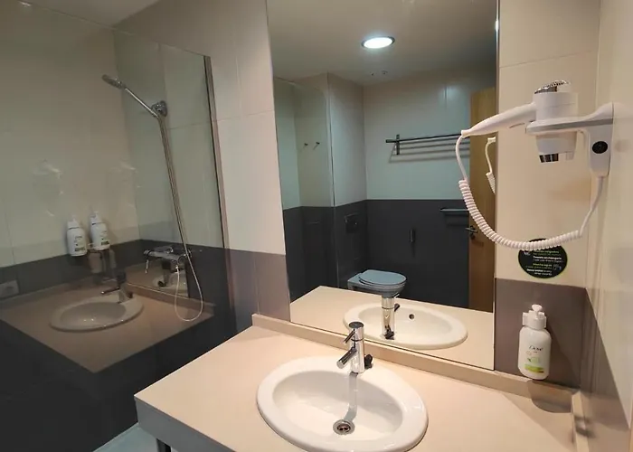 Отель Miranda De Ebro Рибабельоса