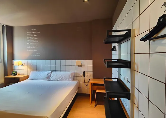 Отель Miranda De Ebro 3*