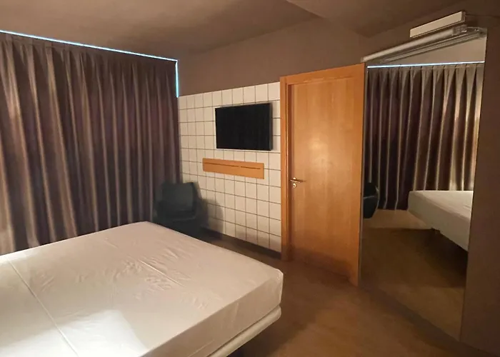 מלון Miranda De Ebro